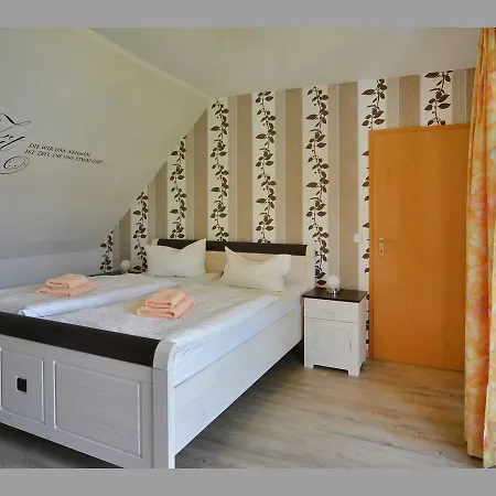 Freesenbruch - Ferienwohnung 1.6 * Zingst
